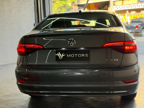 Volkswagen Jetta 1.4 250 Tsi Flex Aut. 4p
