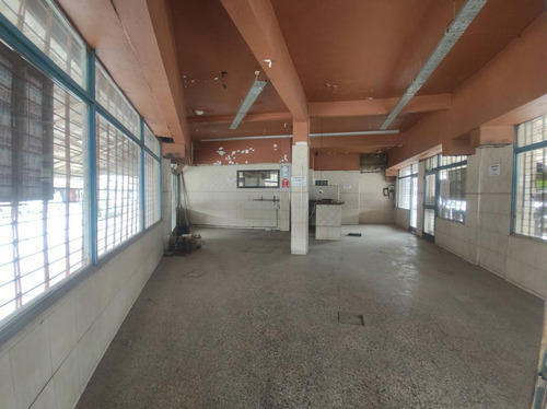 Imagen 4 de 4 de Edificio Comercial - Gregorio De Laferrere