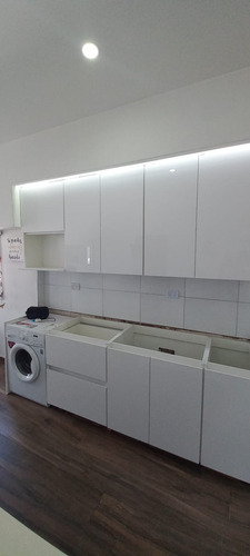 Amoblamiento De Cocina A Medida Negro