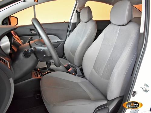Imagem 7 de 11 de Hb20s Comfort Plus