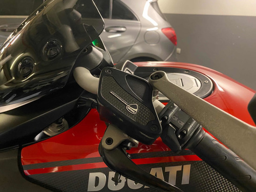 Ducati Diavel Carbon