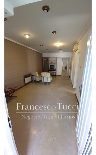 Casa En Venta 4 Ambientes Haedo