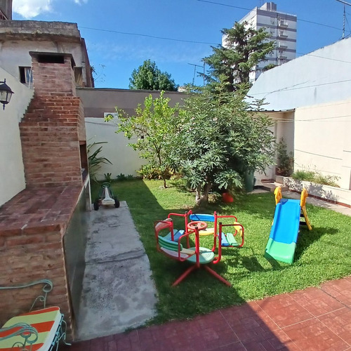 Casa En Venta En Caseros
