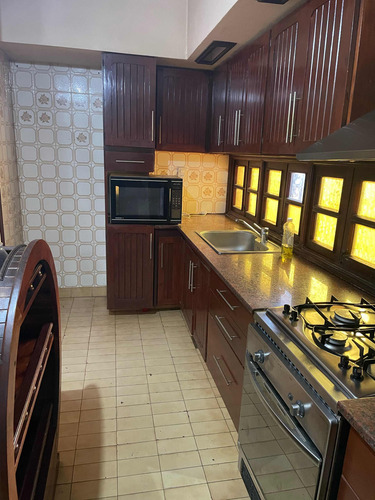 Casa De 4 Hab, Una En Suite