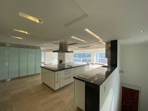 Imagen 9 de 21 de Vendo Casa 1462m2 5h/6b/6pe El Cafetal 0678