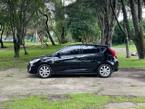 Hyundai Accent 1.6l 5 p