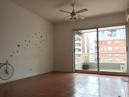 En Venta Villa Urquiza. 9° Frente. Pileta Parrilla