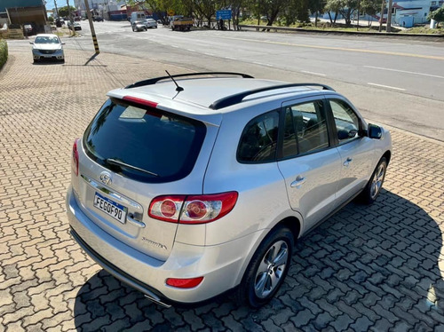 Imagem 10 de 14 de Hyundai Santa Fé 2.4 16v 4p Gls 2wd 180cv Automático