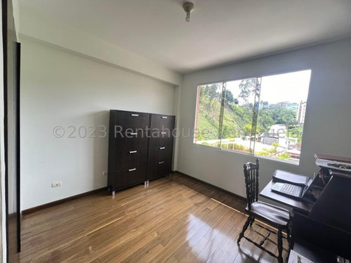 Apartamento En Alquiler En Lomas Del Sol 150mt2 3d 2b 3p