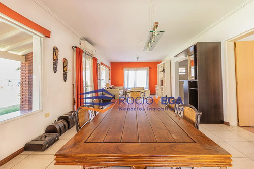 Imagen 8 de 30 de Chalet En Venta En Boca Ratón Country Club - Pilar