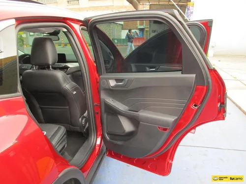 Ford Escape Titanium 4x4 2000cc At Aa