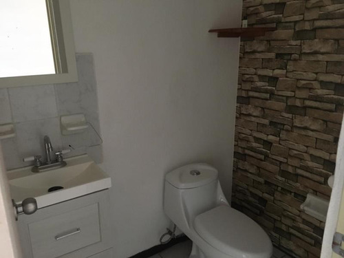 Imagen 9 de 12 de Casa Sola En Venta Paseos Del Country