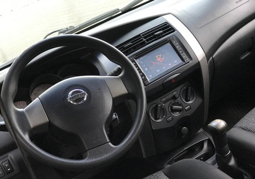 Nissan Livina 1.6 S Manual 2013