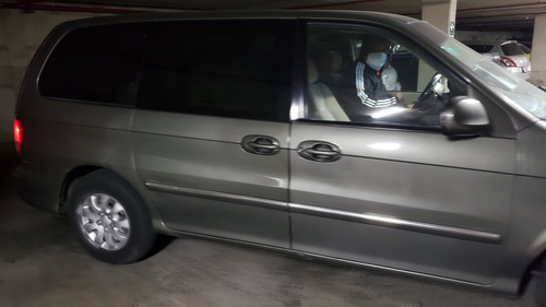 Kia Sedona Sedona Americana