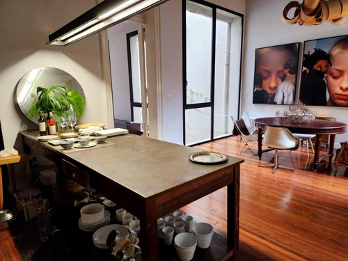 Exclusiva Residencia En San Telmo Con Local Comercial