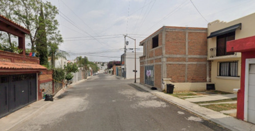 Casa En Venta C. Loma La Cortina Morelia, Michoacan/ Recuperacion Bancaria Laab2