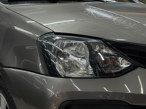 Toyota Etios Sedán X Plus Sedan 1.5 Flex 16V 4p Aut.