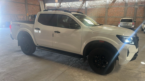 Nissan Frontier 4.0 Pro-4x V6 4x4 At