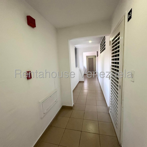 Colinas De La Tahona En Venta Apartamento Remodelado Y Domotizado.