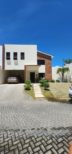 Casa En Ciudad Modelo Jacobo Majluta. 