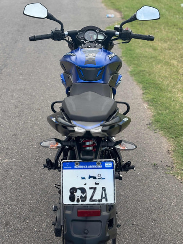 Rouser Ns 200