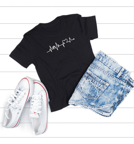 Playera Negra De Moda Casual Para Mujer Diseño Pulso Huella