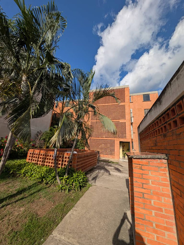 Apartamento San Diego Res. Tulipán Clientes Directos