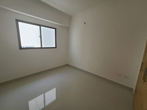 Imagen 2 de 12 de En Venta Piso 3 En Los Prados De 3 Habitaciones Nuevo A Estrenar