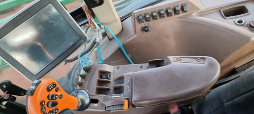 Autopropelido ( Uniport ) John Deere 4630 - Ano 2011 E 2012