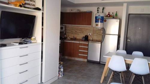 Imagen 5 de 9 de Departamento En Venta En Muñiz