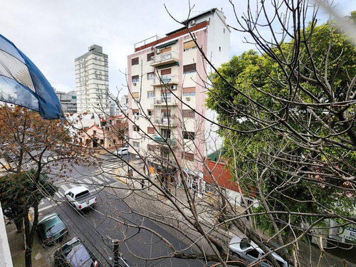 Imagen 12 de 24 de Departamento 3 Ambientes Con Balcón Y Muy Luminoso.
