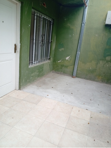 Departamento Planta Baja Interno Con Patio Martinler. Martin