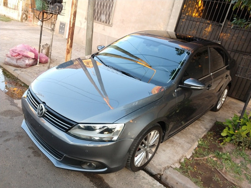 Volkswagen Vento 2.0 Sportline Tsi 200cv Dsg 2011