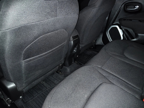 Jeep Renegade 1.8 16V FLEX SPORT 4P AUTOMÁTICO