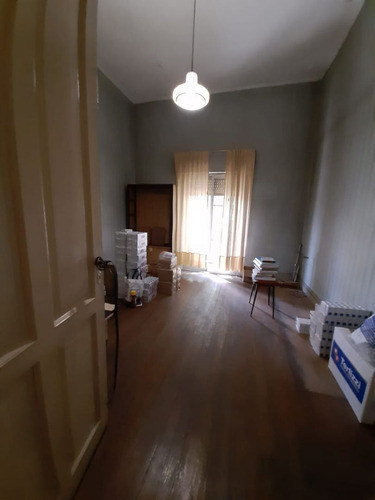Casa En Venta En Liniers