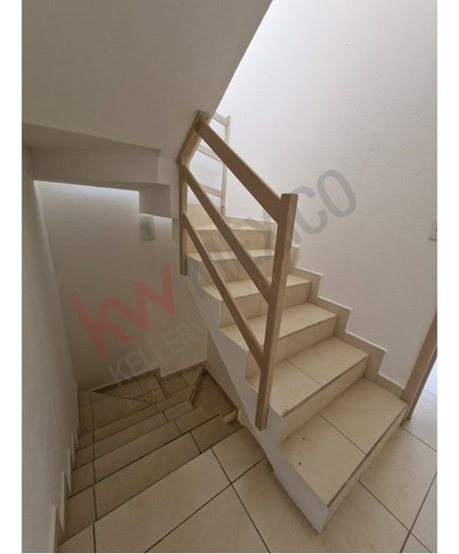 Casa En Venta En Los Cántaros Con Roof Garden En Privada Con Alberca Y Plapa