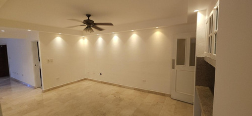 Espacioso Apartamento En Venta En Naco