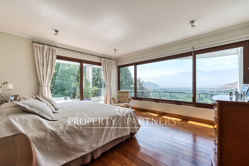 Gran Casa Con Vista Al Valle De Los Trapenses