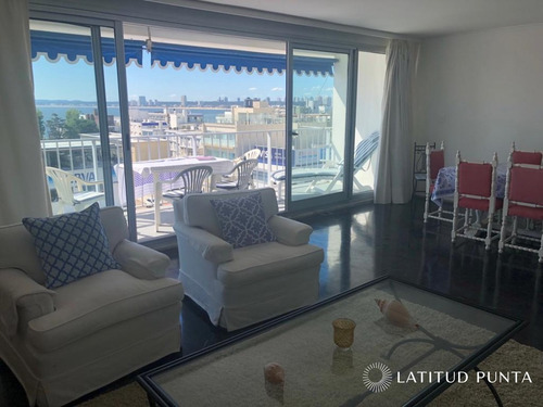 Apartamento En Península- Ref: 123