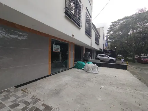 Local En Arriendo En Urbanización La Flora. Cod A11636