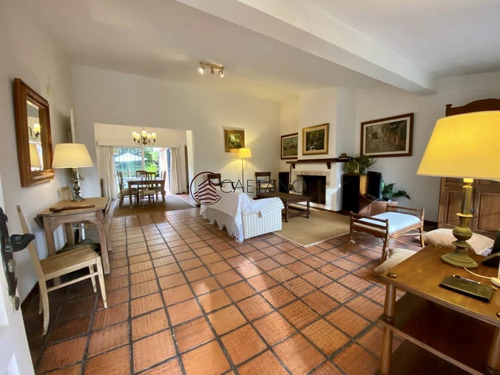 Casa En Venta - Zona Rincón Del Indio - Ref: 3224
