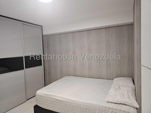 Apartamento Remodelado En Alquiler La Alameda De 154.05 Mtrs2 Pd