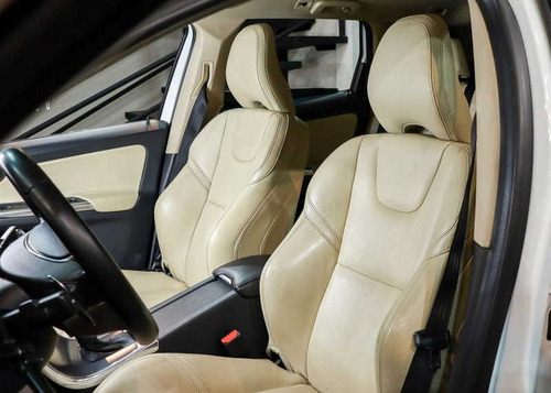 Imagem 8 de 15 de Volvo Xc60 T5 Momentum 2.0 Turbo Awd