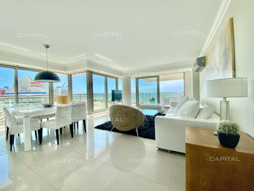 Imagen 1 de 22 de Imperiale De Tres Dormitorios Mas Dependencia De Servicio En Venta - Punta Del Este Brava