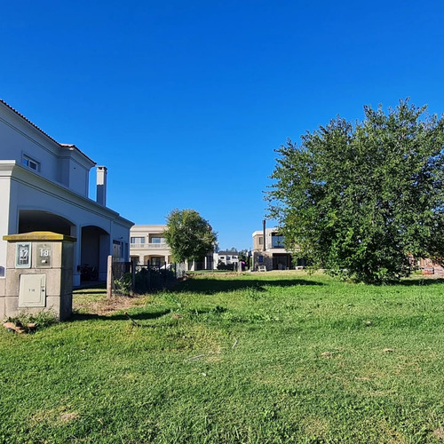 Lote En Venta En Chateau Pilar Oportunidad !!