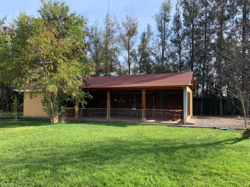 Venta De Casa En Privilegiado Sector De Los Andes Con Exclus