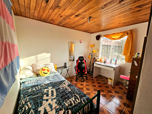 Rrb// Vende Casa 2d/1b Los Lirios (100774)