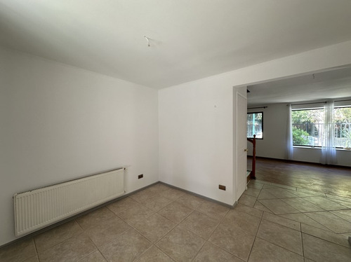 Casa En Arrienda 4 Dormitorios Santa Rosa De Huechuraba