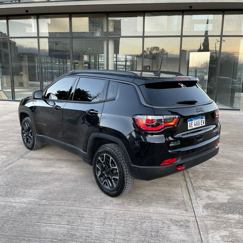 Imagen 5 de 14 de Jeep Compass 2.0 Td At9 4x4 Trailhawk