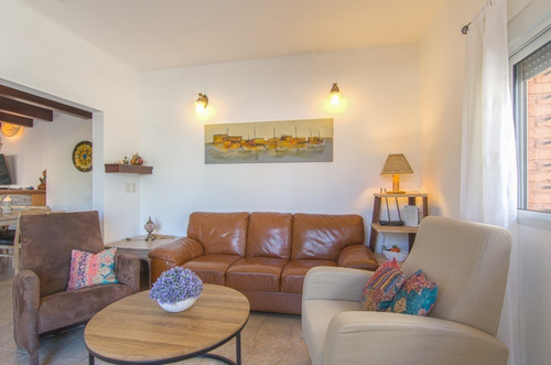 Imagen 15 de 23 de Casa En Venta De 7 Dormitorios C/ Cochera En Maldonado